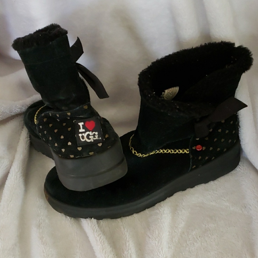 Ugg Black Shorty Size 11